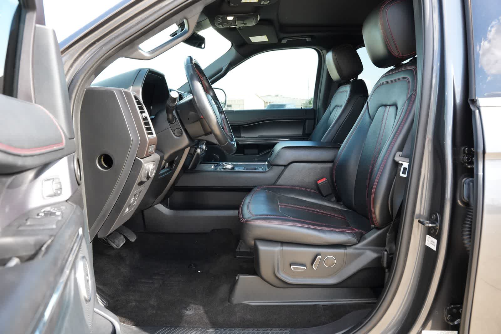 Thumbnail: 2019 Ford Expedition - 18