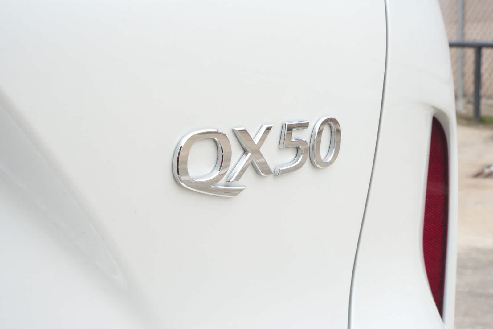 Thumbnail: 2025 INFINITI QX50 - 20