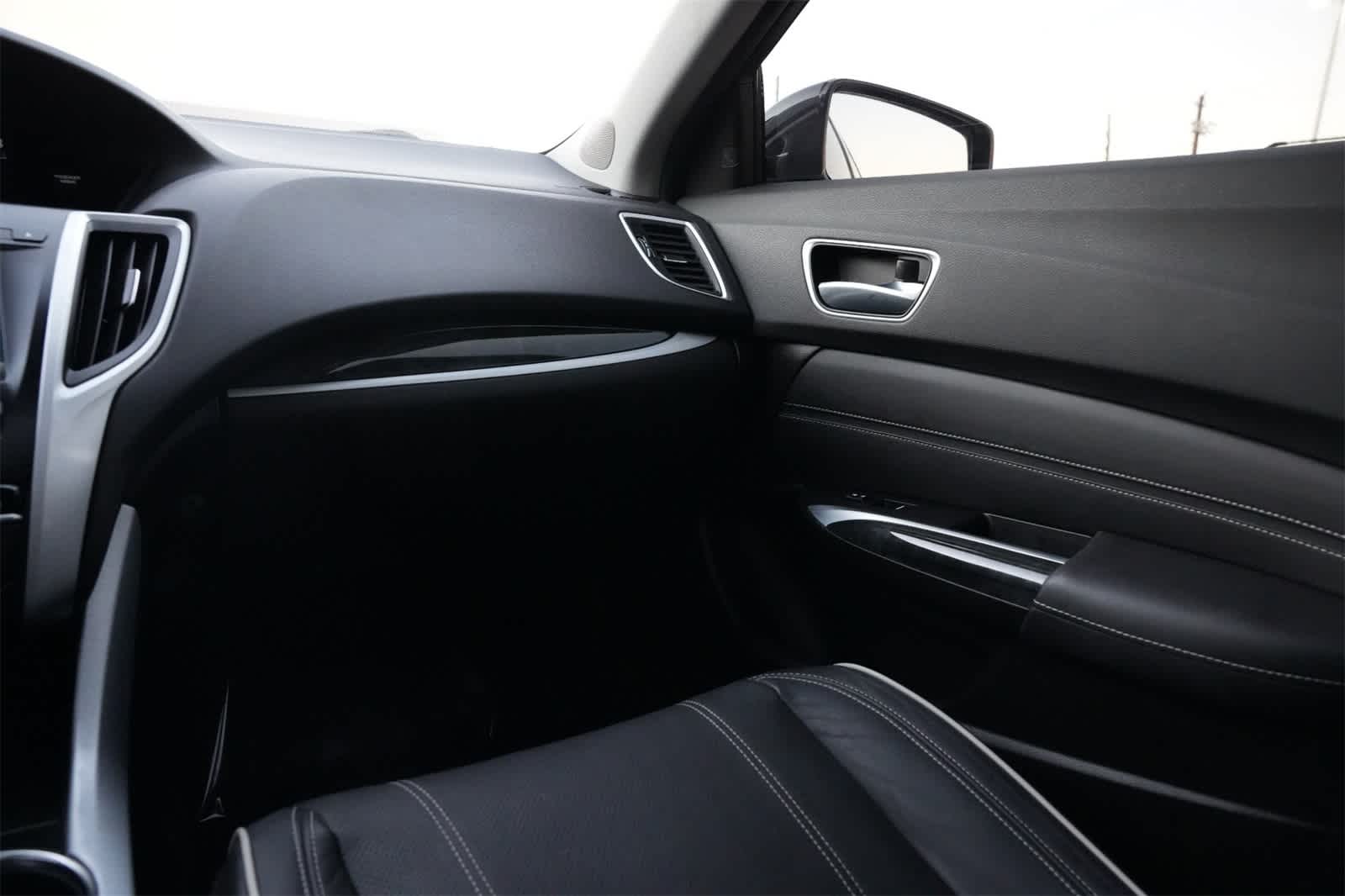 Thumbnail: 2019 Acura TLX - 8