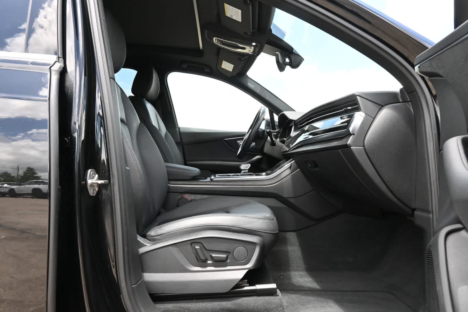 Thumbnail: 2022 Audi Q7 - 24