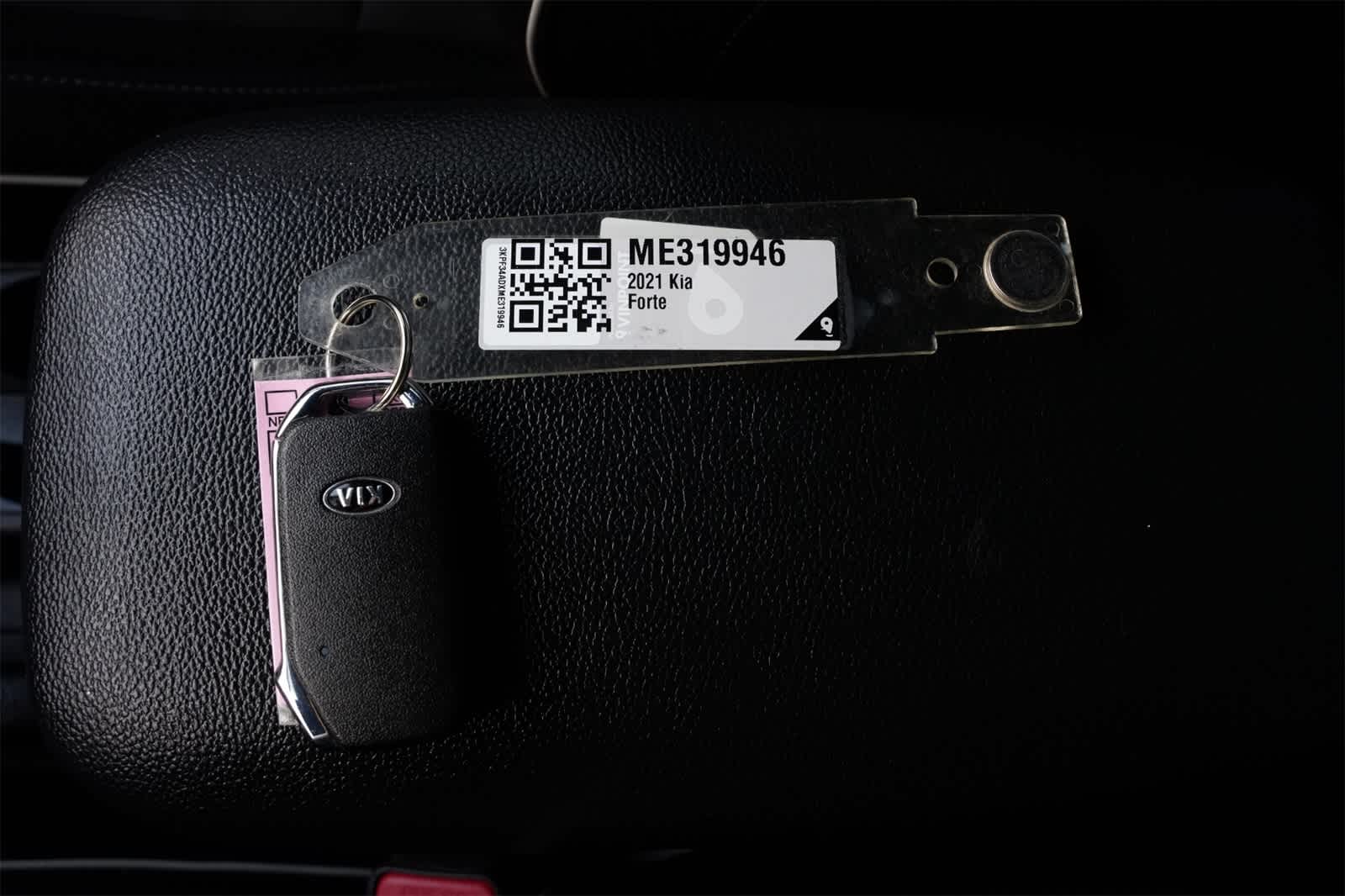 Thumbnail: 2021 Kia Forte - 28