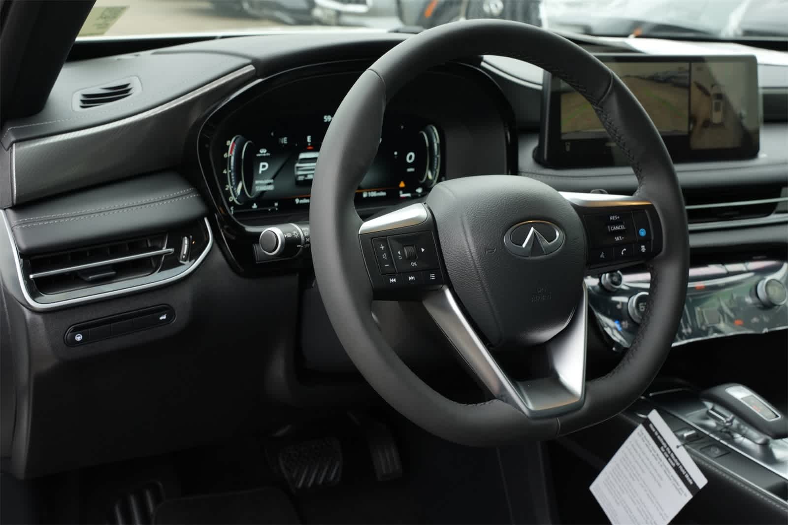 Thumbnail: 2025 INFINITI QX60 - 16