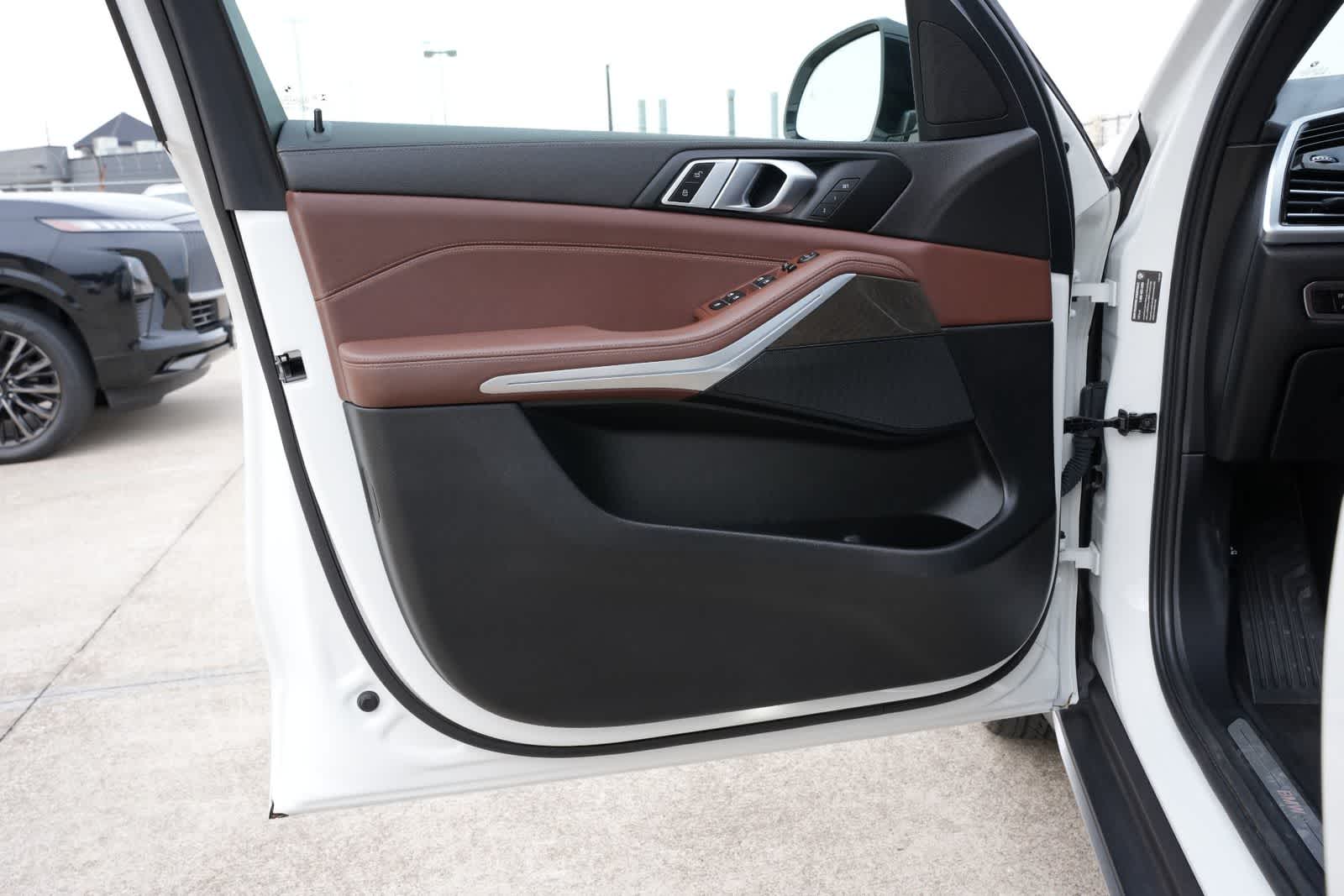 Thumbnail: 2022 BMW X5 - 19