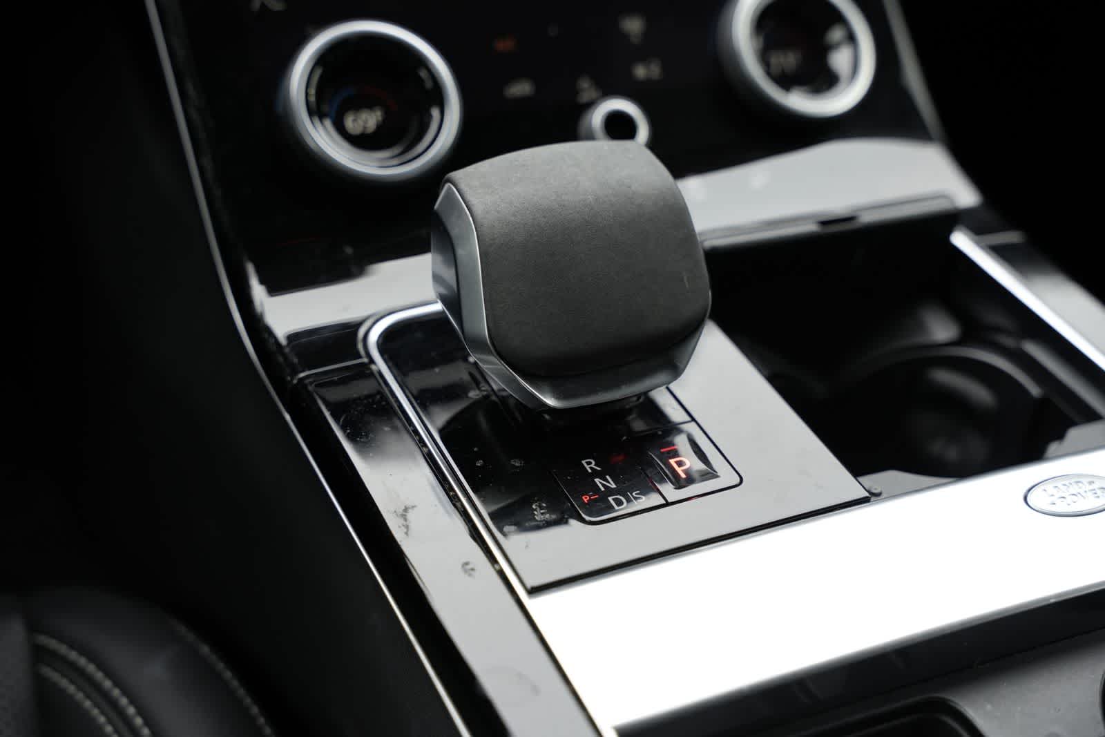 Thumbnail: 2023 Land Rover Range Rover Velar - 14