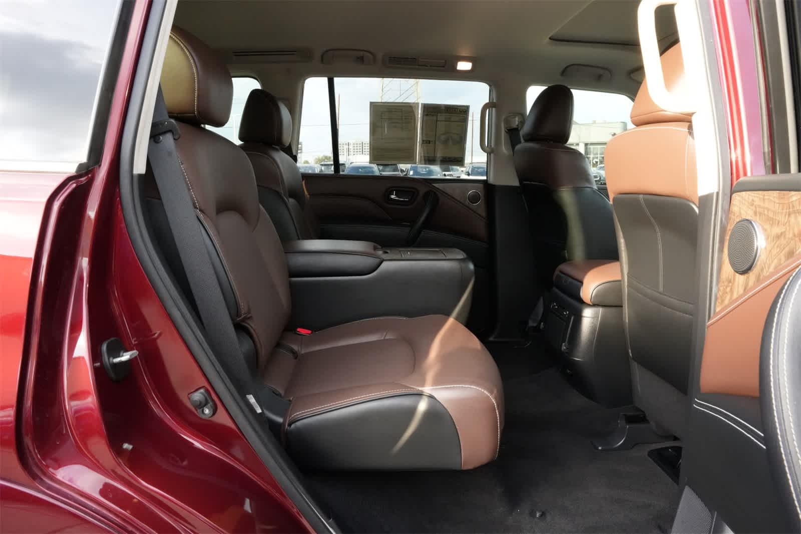 Thumbnail: 2021 INFINITI QX80 - 21