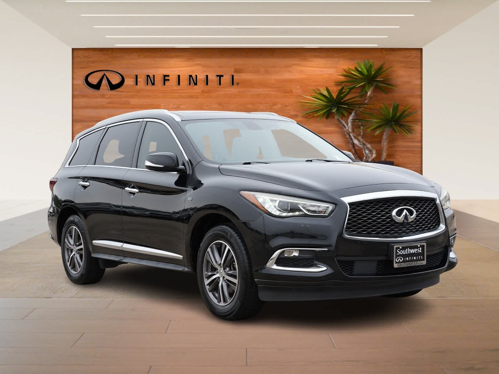Thumbnail: 2018 INFINITI QX60 - 3