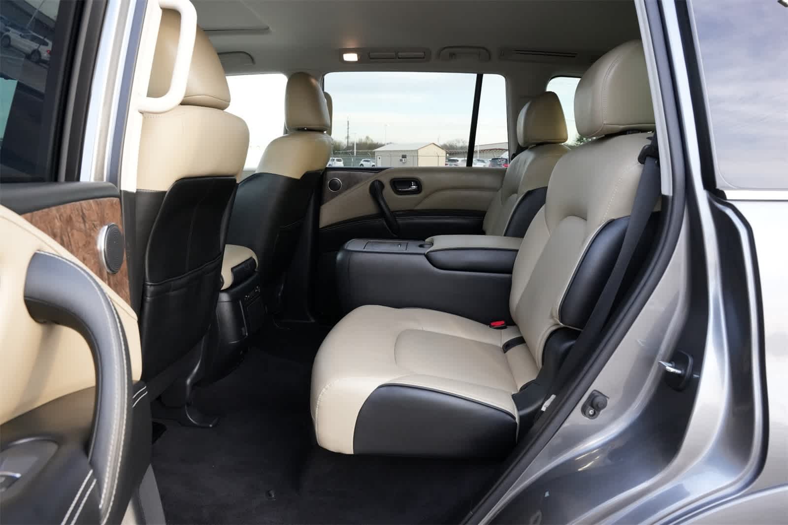 Thumbnail: 2021 INFINITI QX80 - 19