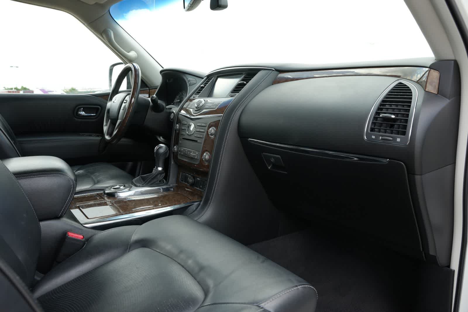 Thumbnail: 2017 INFINITI QX80 - 22