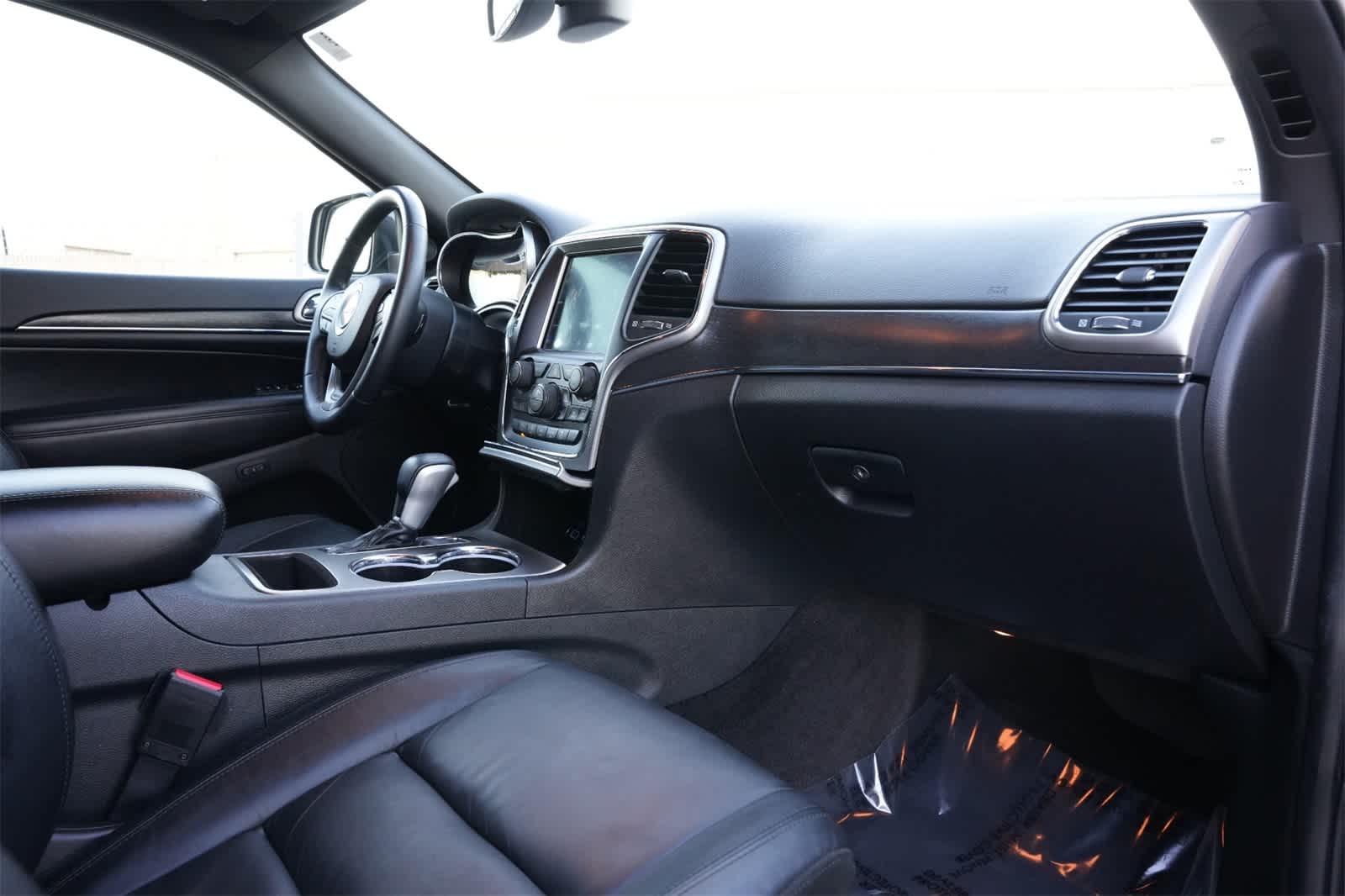 Thumbnail: 2018 Jeep Grand Cherokee - 22