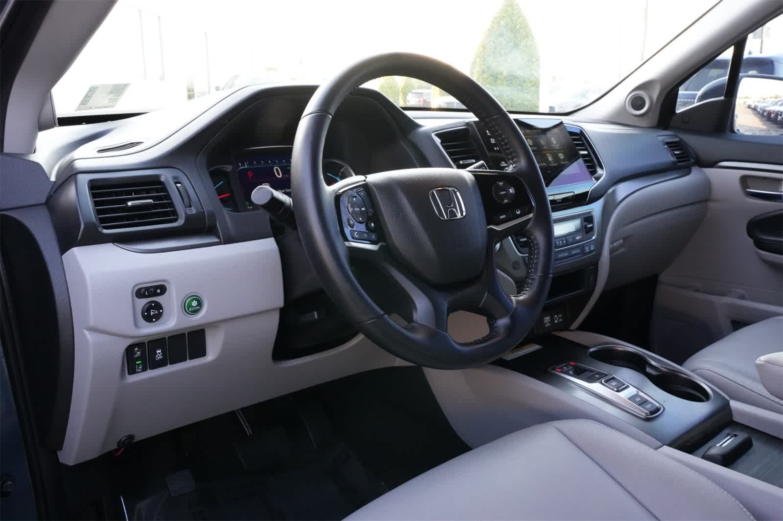 Thumbnail: 2021 Honda Pilot - 16
