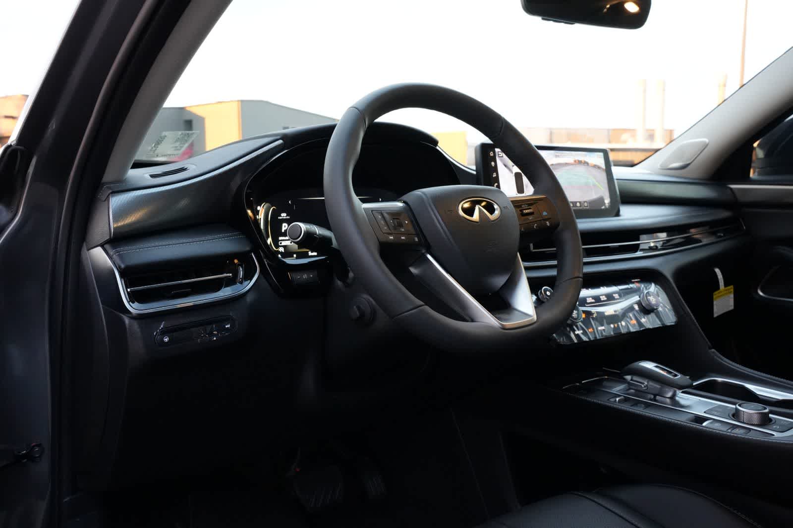 Thumbnail: 2026 INFINITI QX60 - 16
