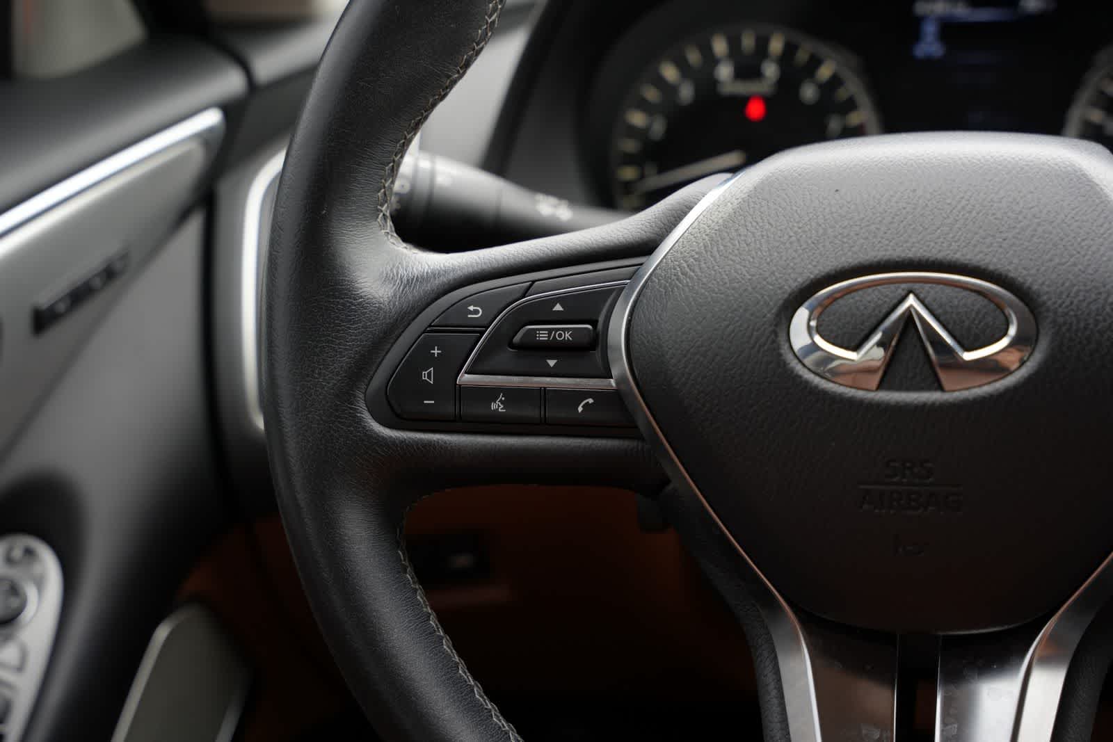 Thumbnail: 2023 INFINITI Q50 - 10