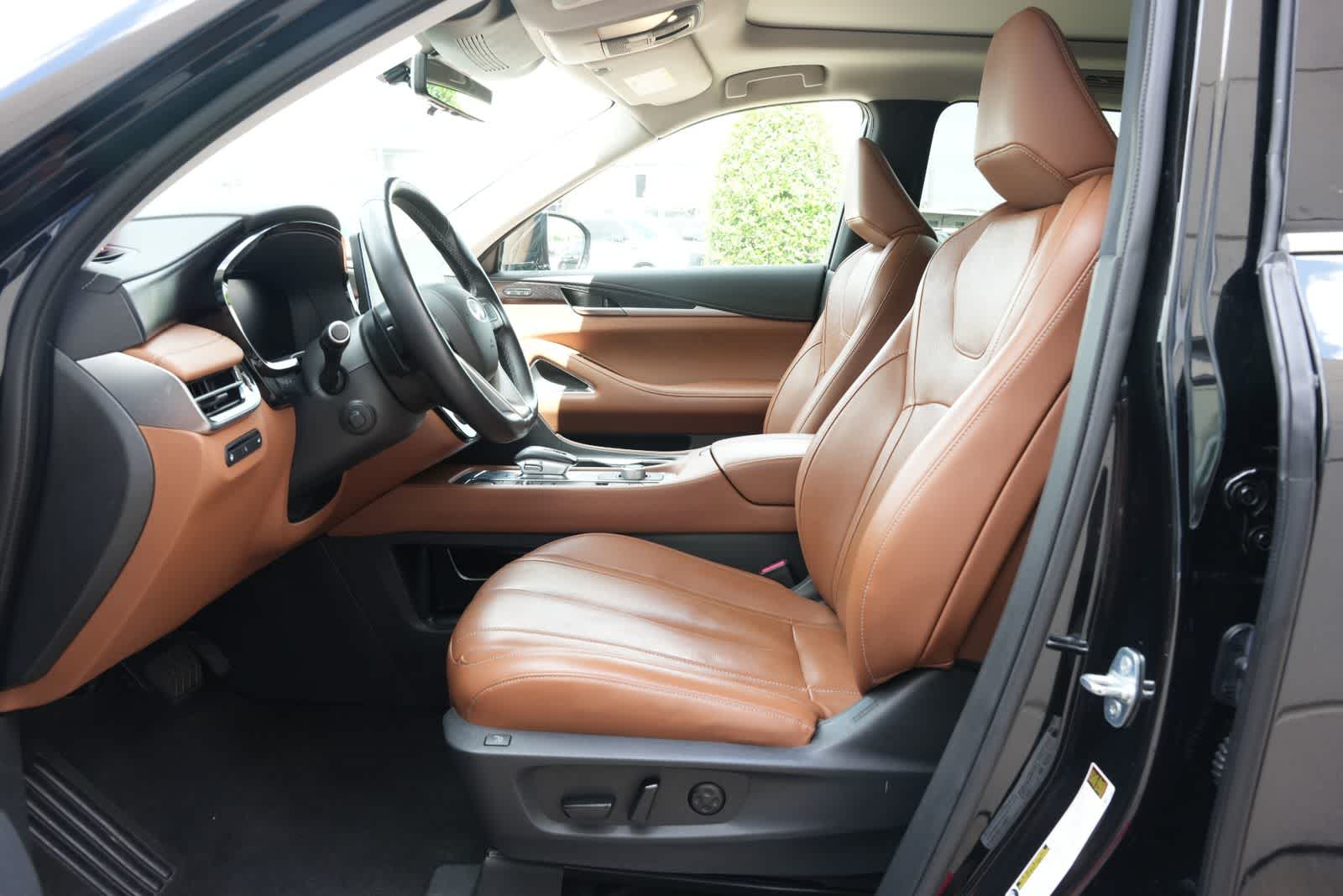 Thumbnail: 2023 INFINITI QX60 - 17