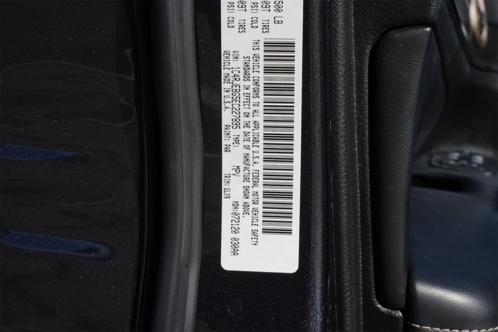 Thumbnail: 2014 Jeep Grand Cherokee - 25