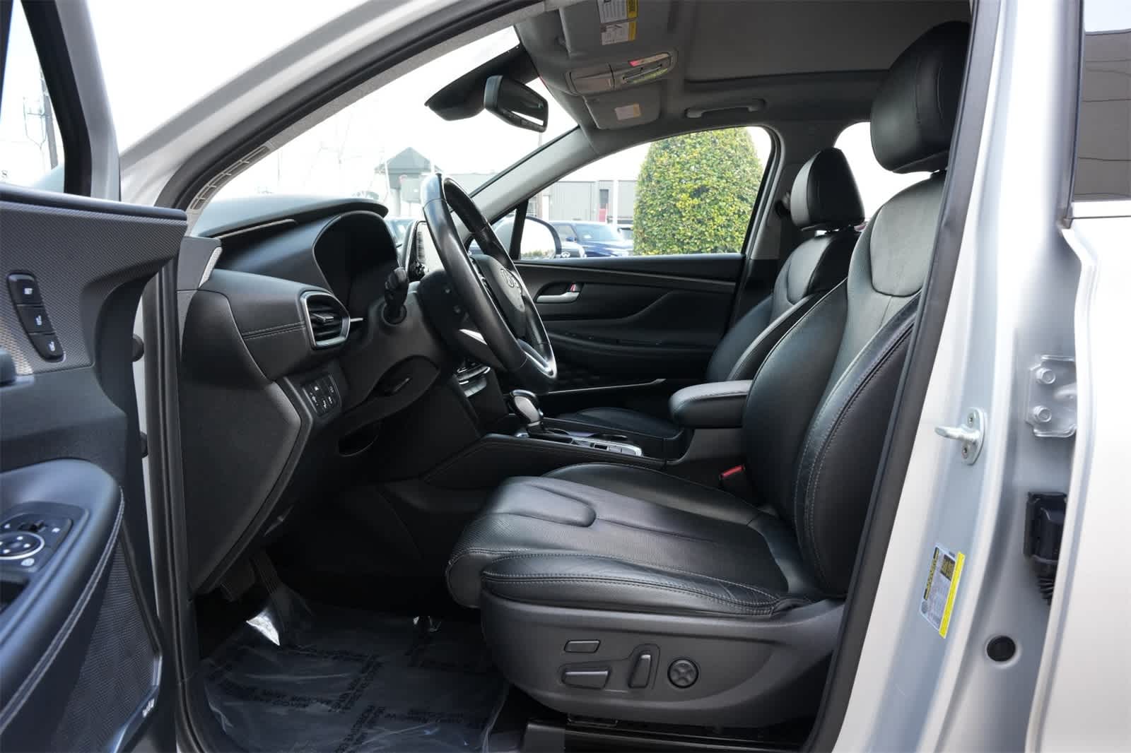 Thumbnail: 2019 Hyundai Santa Fe - 16