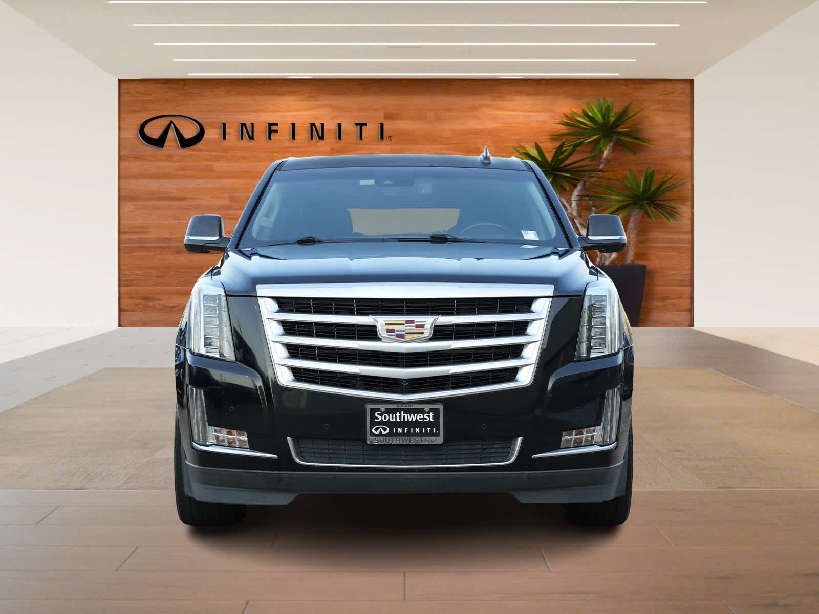Thumbnail: 2016 Cadillac Escalade - 2