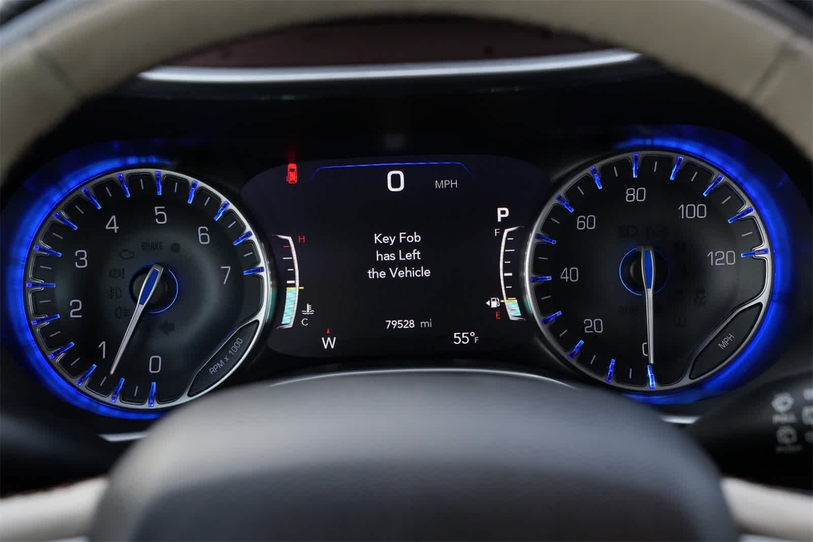 Thumbnail: 2018 Chrysler Pacifica - 12