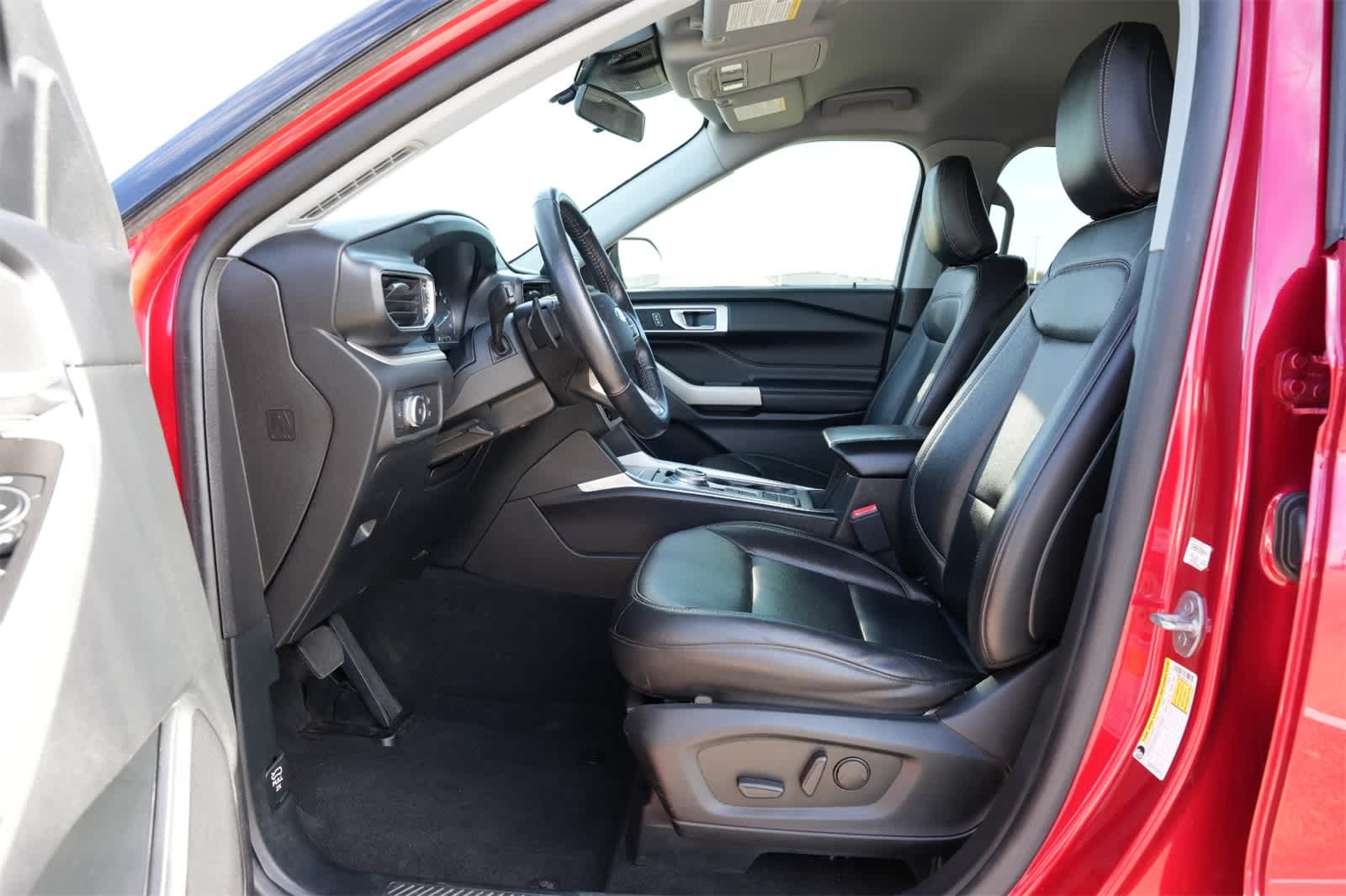 Thumbnail: 2020 Ford Explorer - 17