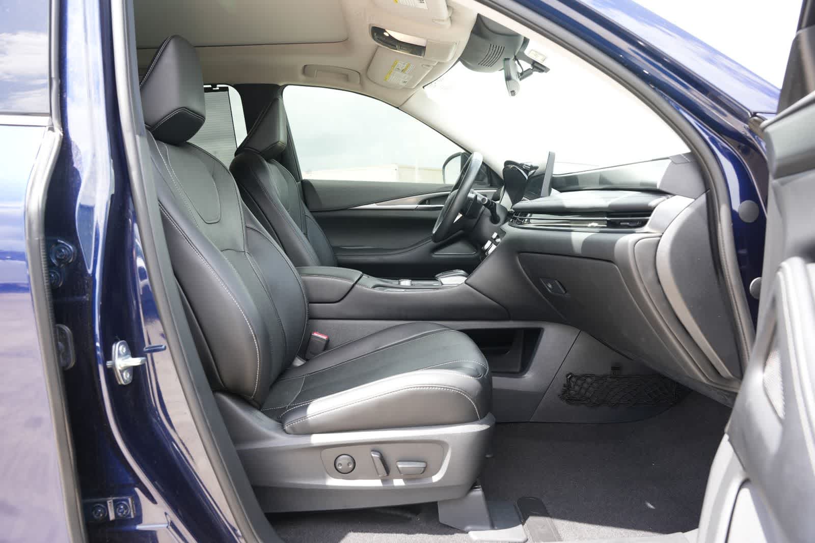 Thumbnail: 2023 INFINITI QX60 - 22