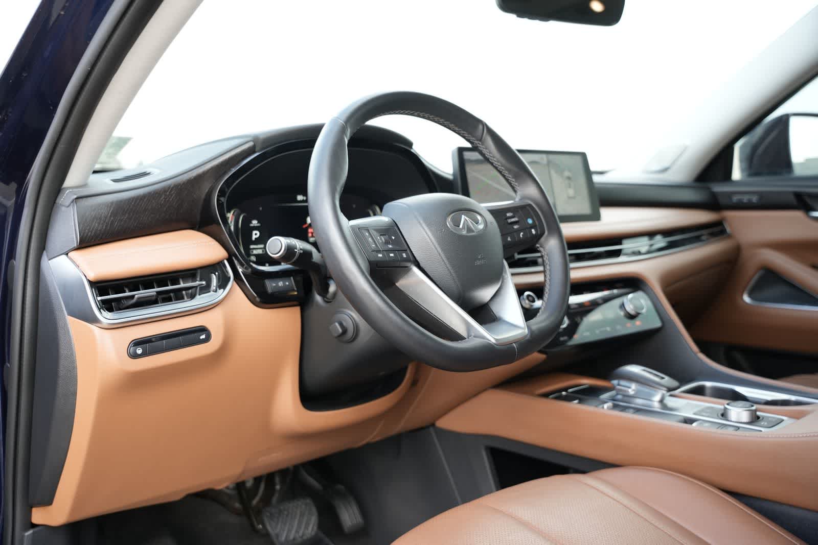 Thumbnail: 2023 INFINITI QX60 - 16
