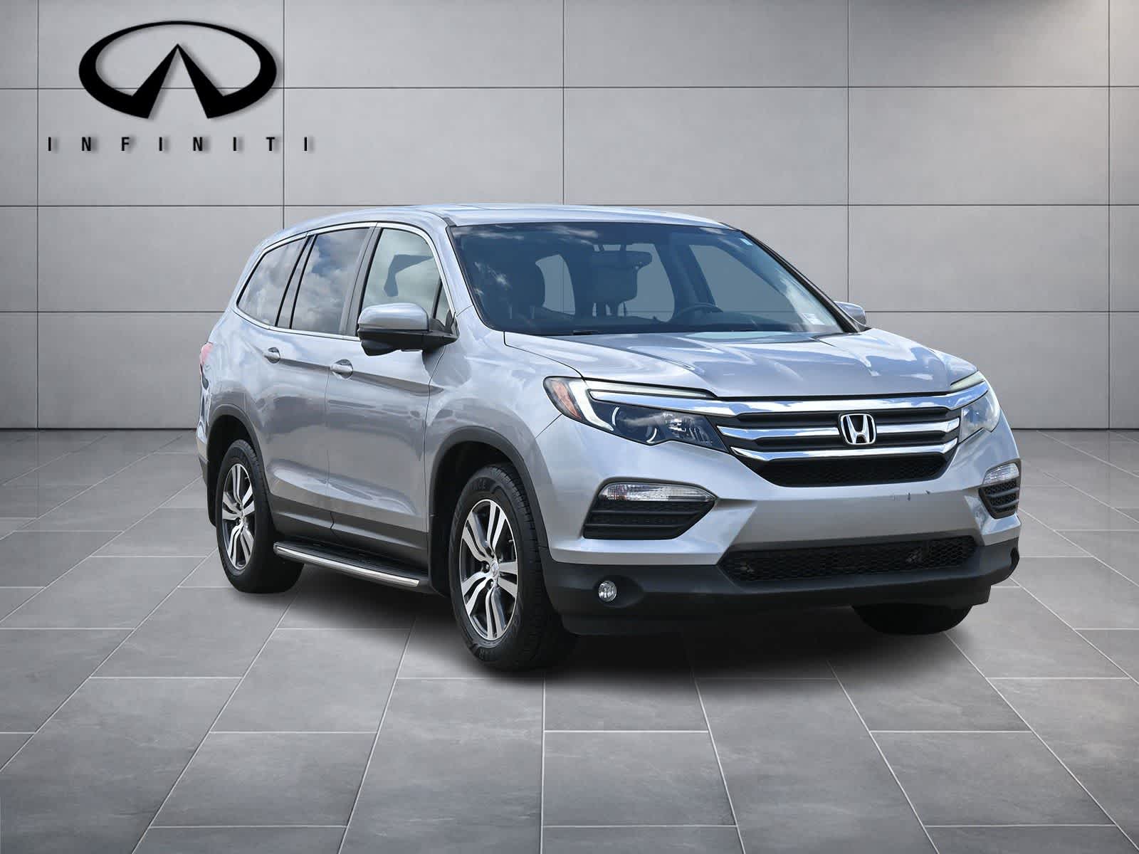 Thumbnail: 2018 Honda Pilot - 3