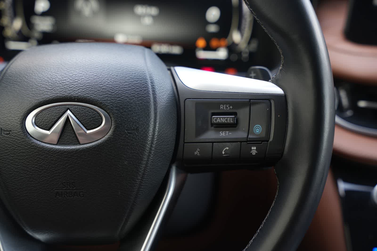 Thumbnail: 2023 INFINITI QX60 - 11