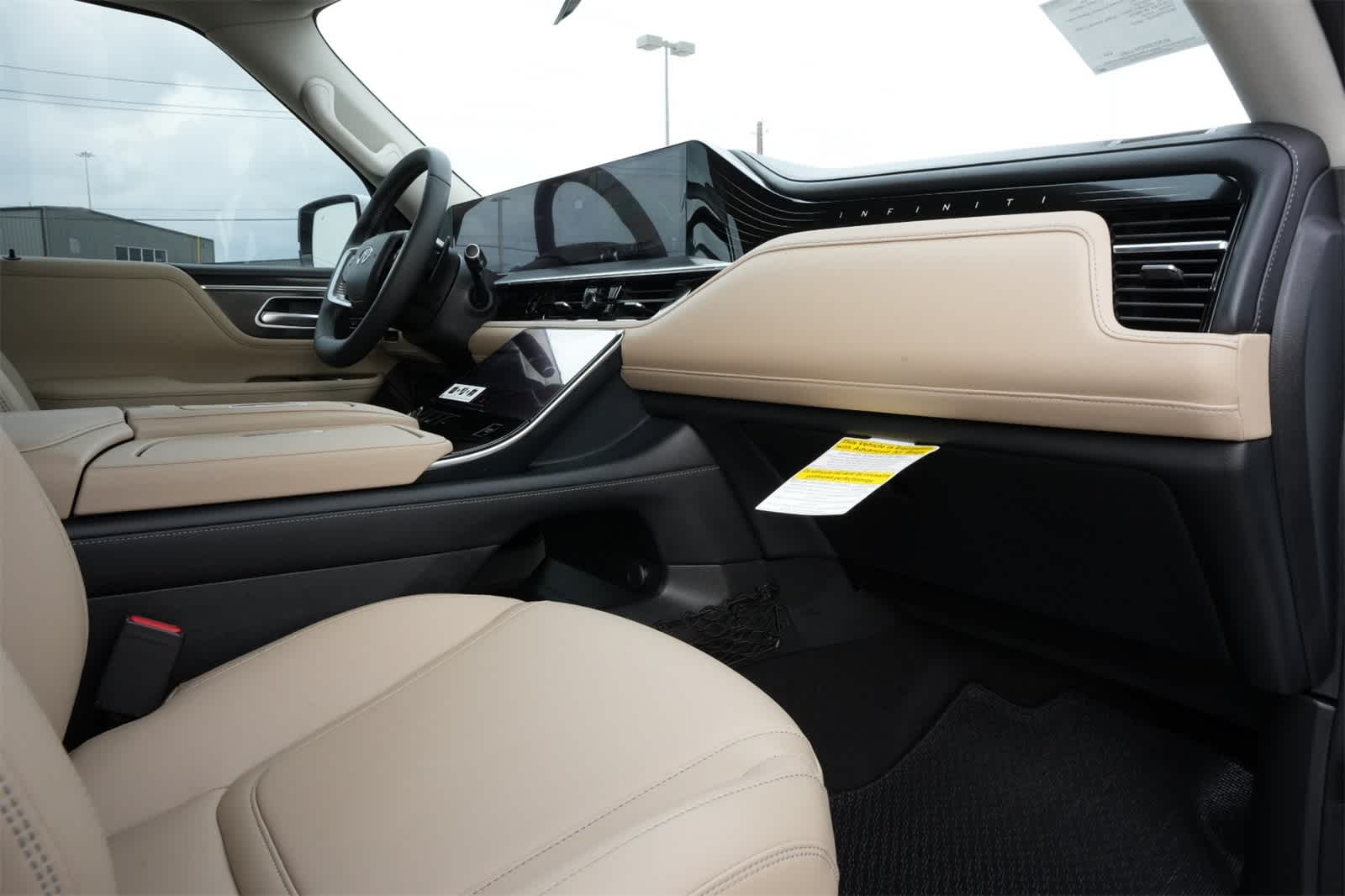 Thumbnail: 2026 INFINITI QX80 - 22