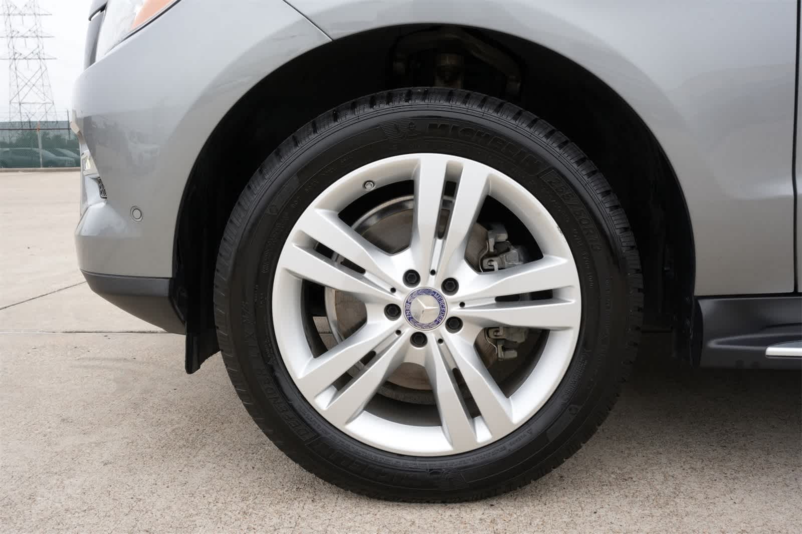 Thumbnail: 2015 Mercedes-Benz M-Class - 23