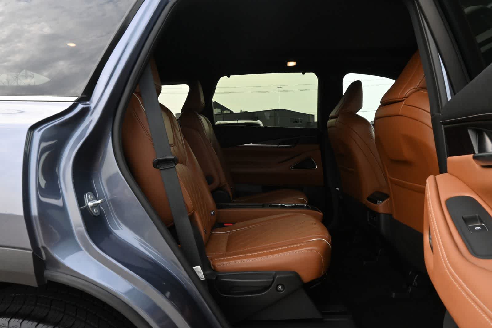 Thumbnail: 2024 INFINITI QX60 - 22