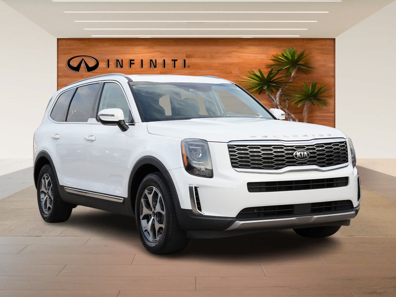 Thumbnail: 2020 Kia Telluride - 3