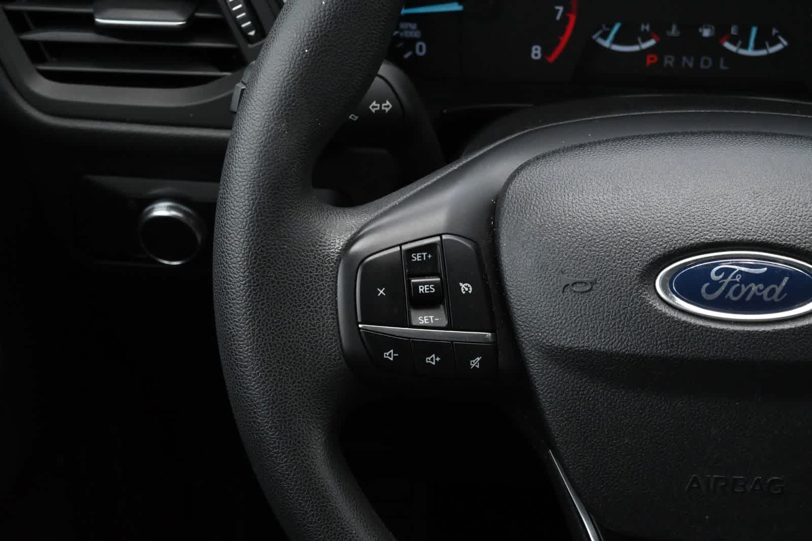 Thumbnail: 2022 Ford Escape - 9