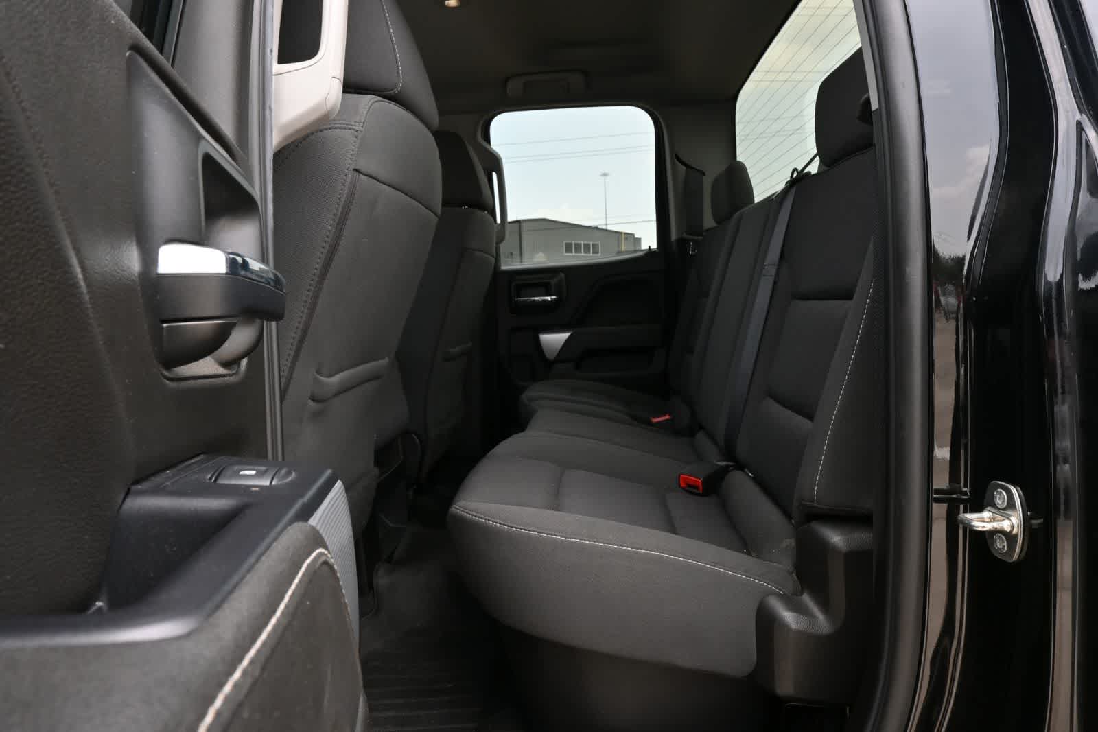 Thumbnail: 2019 Chevrolet Silverado 1500 - 17