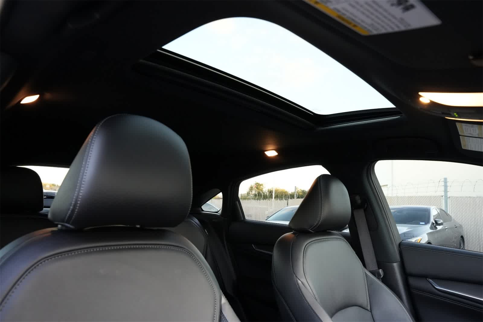 Thumbnail: 2025 INFINITI QX55 - 25