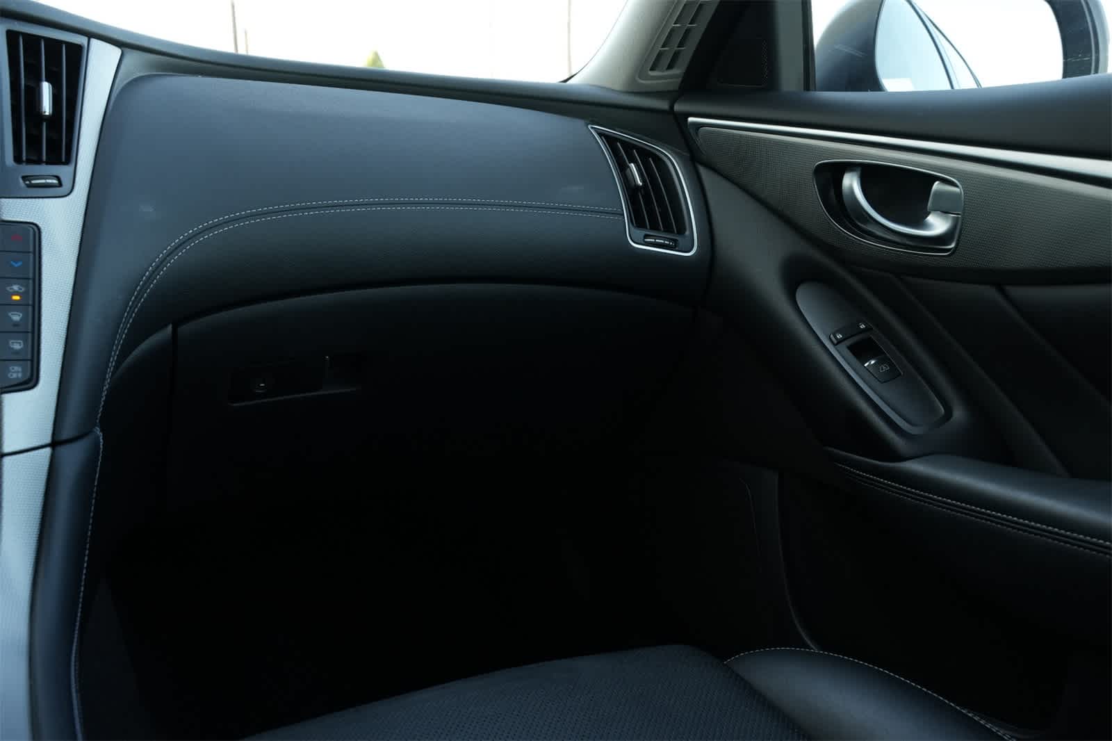 Thumbnail: 2019 INFINITI Q50 - 8