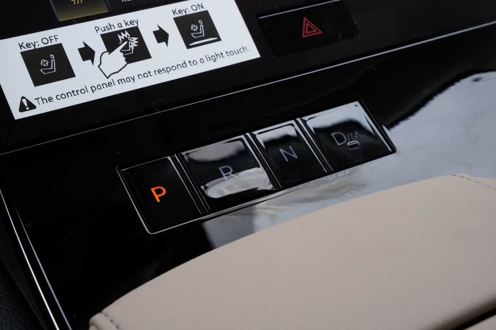 Thumbnail: 2026 INFINITI QX80 - 15