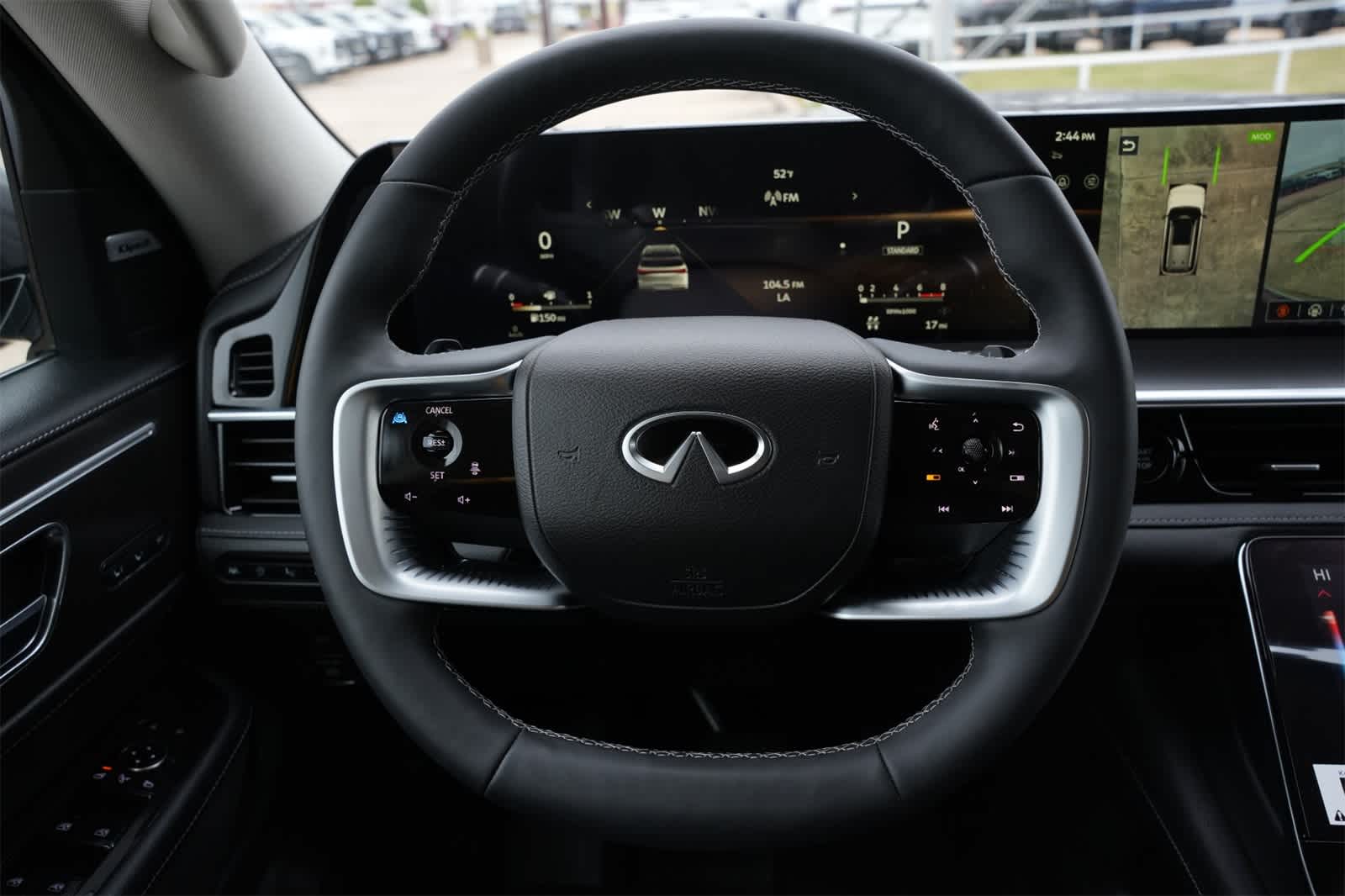 Thumbnail: 2025 INFINITI QX80 - 12