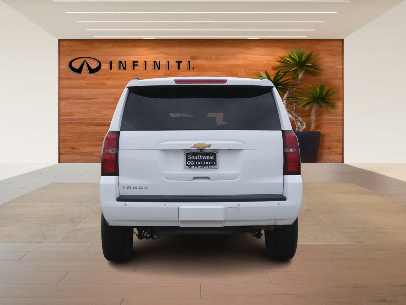 Thumbnail: 2019 Chevrolet Tahoe - 6