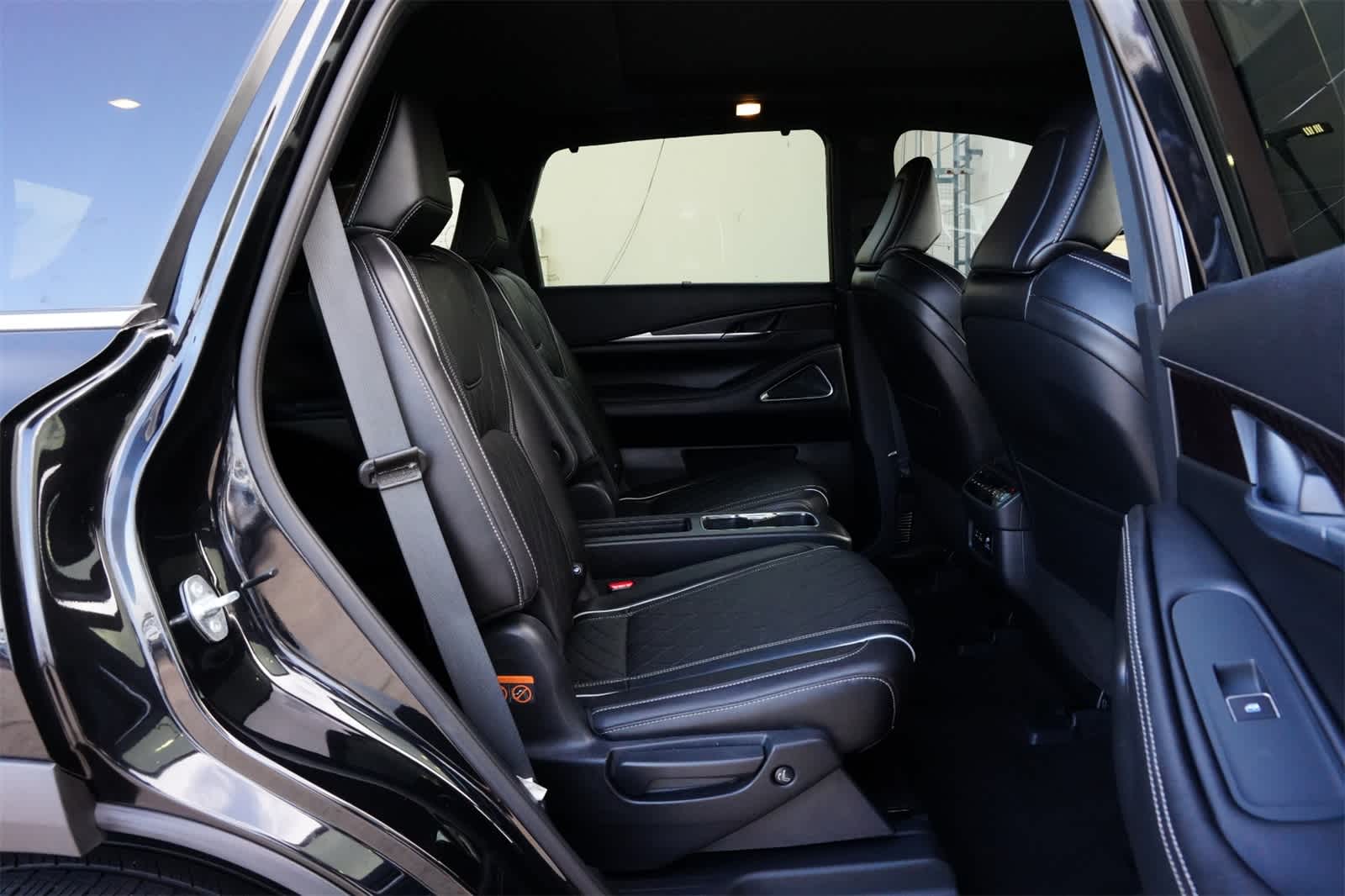 Thumbnail: 2024 INFINITI QX60 - 22