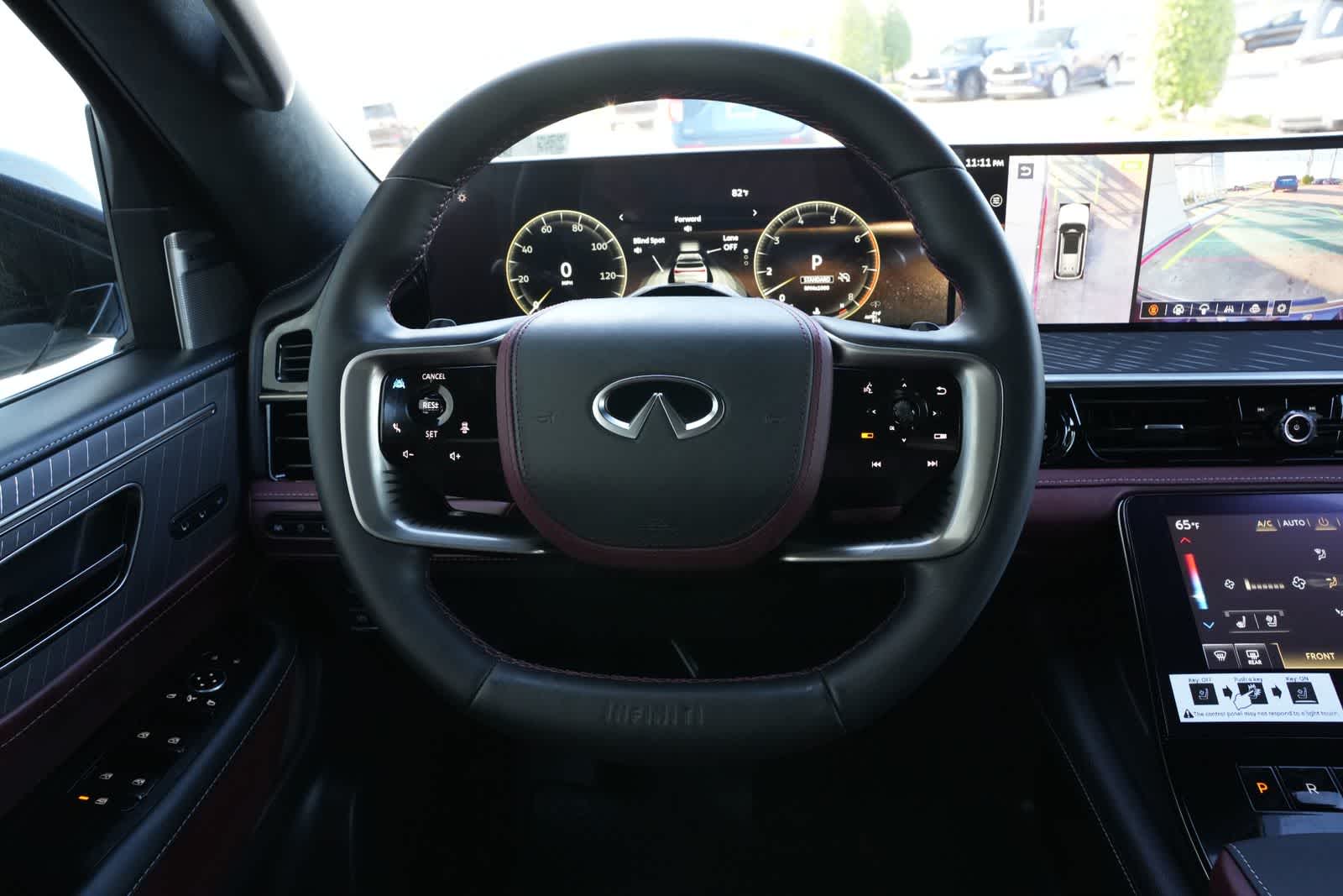 Thumbnail: 2026 INFINITI QX80 - 9
