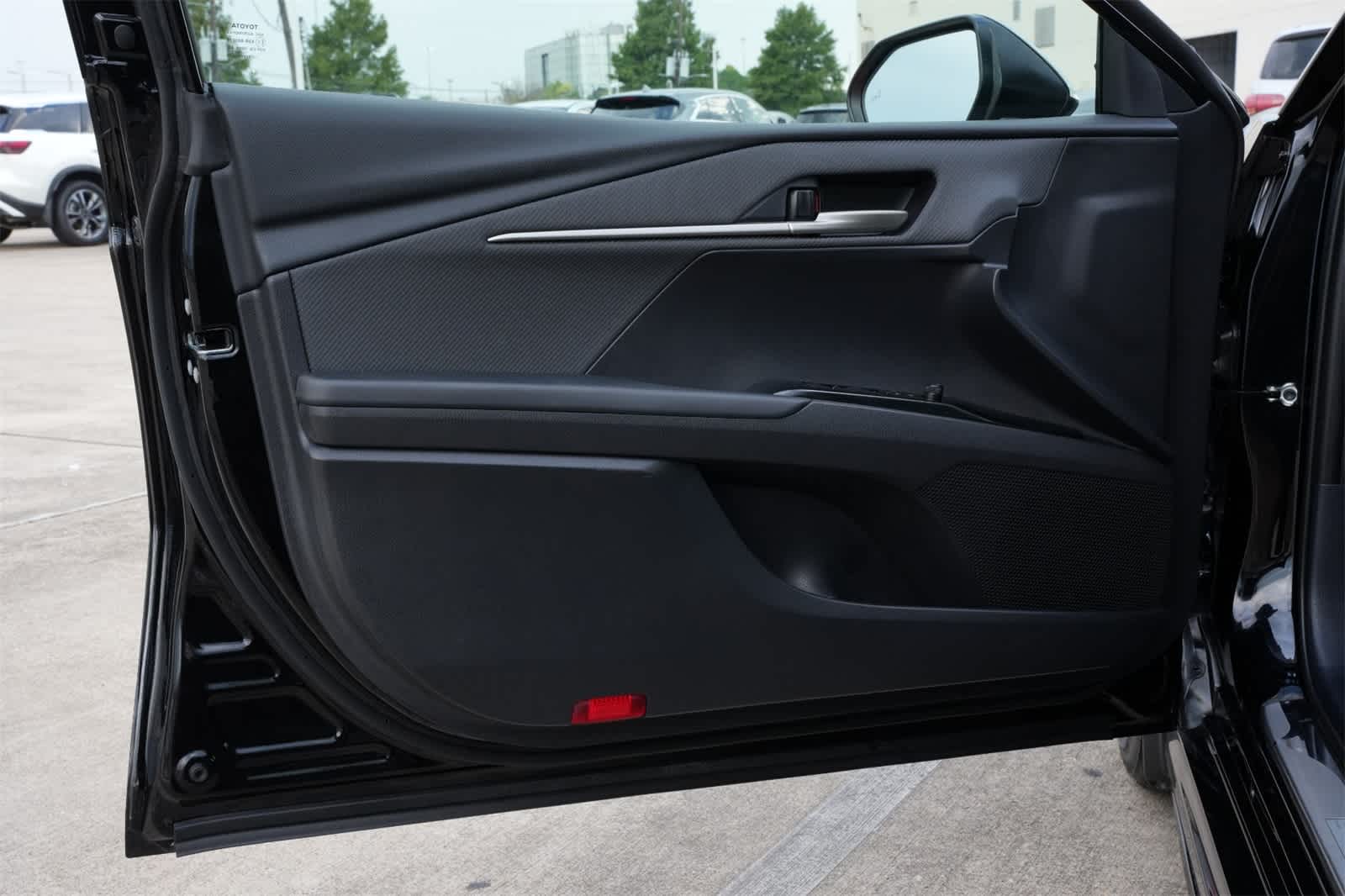 Thumbnail: 2025 Toyota Camry - 18
