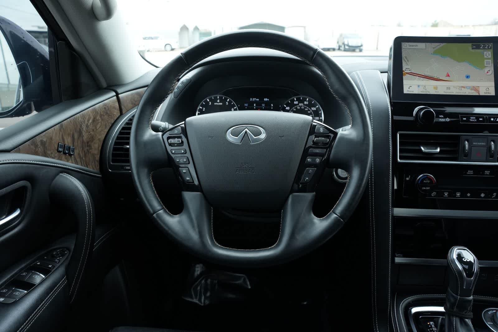 Thumbnail: 2023 INFINITI QX80 - 9