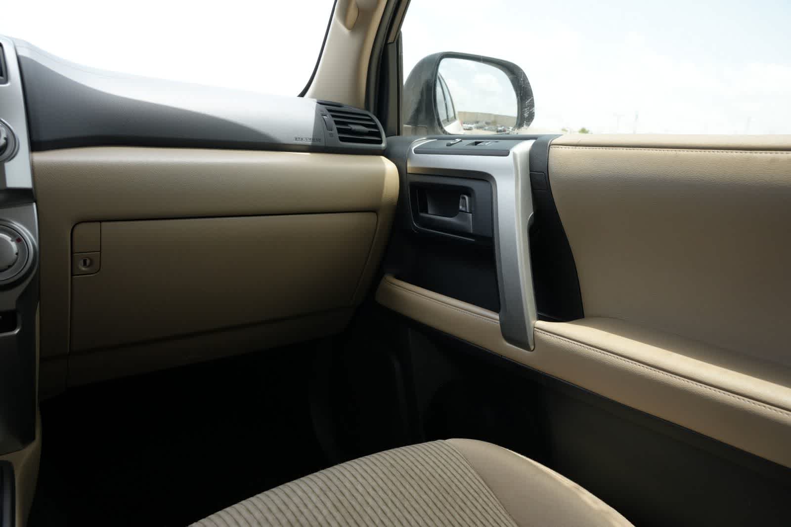 Thumbnail: 2012 Toyota 4Runner - 8