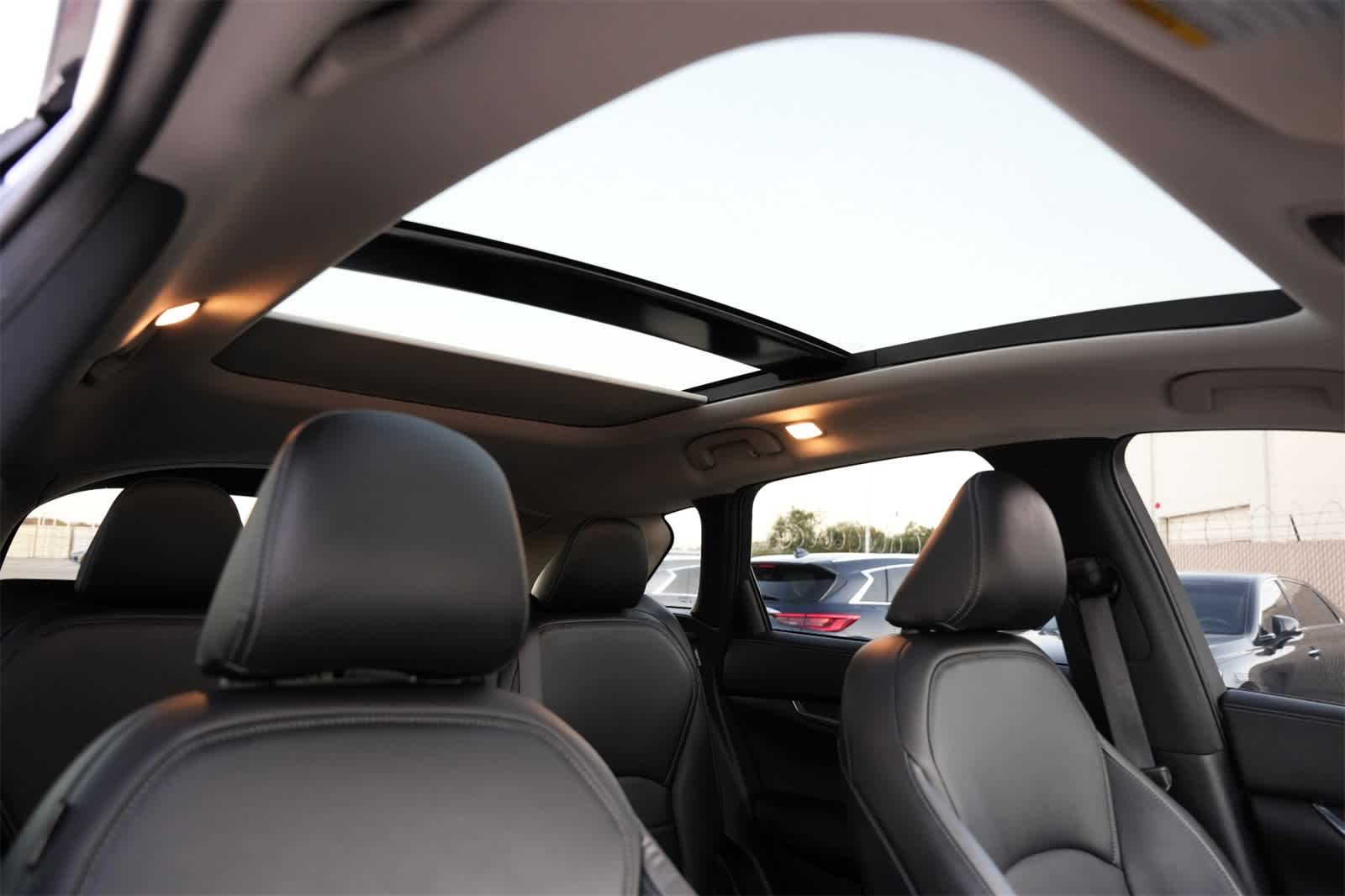 Thumbnail: 2025 INFINITI QX50 - 25