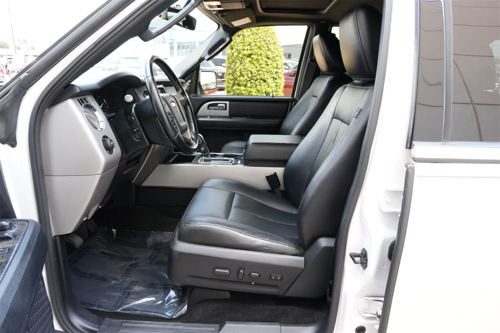 Thumbnail: 2017 Ford Expedition - 17