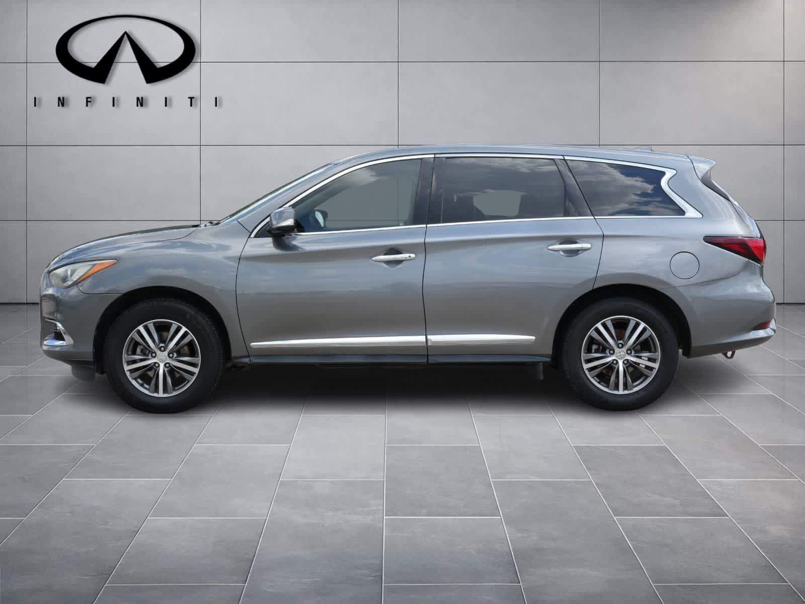 Thumbnail: 2019 INFINITI QX60 - 4