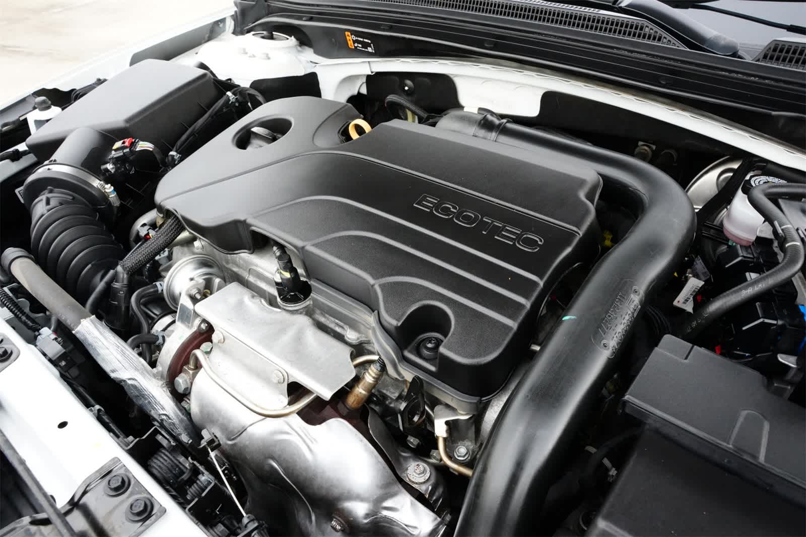 Thumbnail: 2022 Chevrolet Malibu - 24