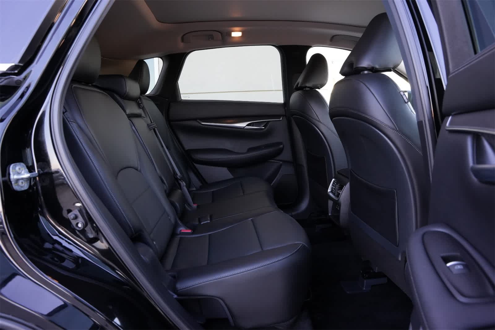 Thumbnail: 2025 INFINITI QX50 - 21