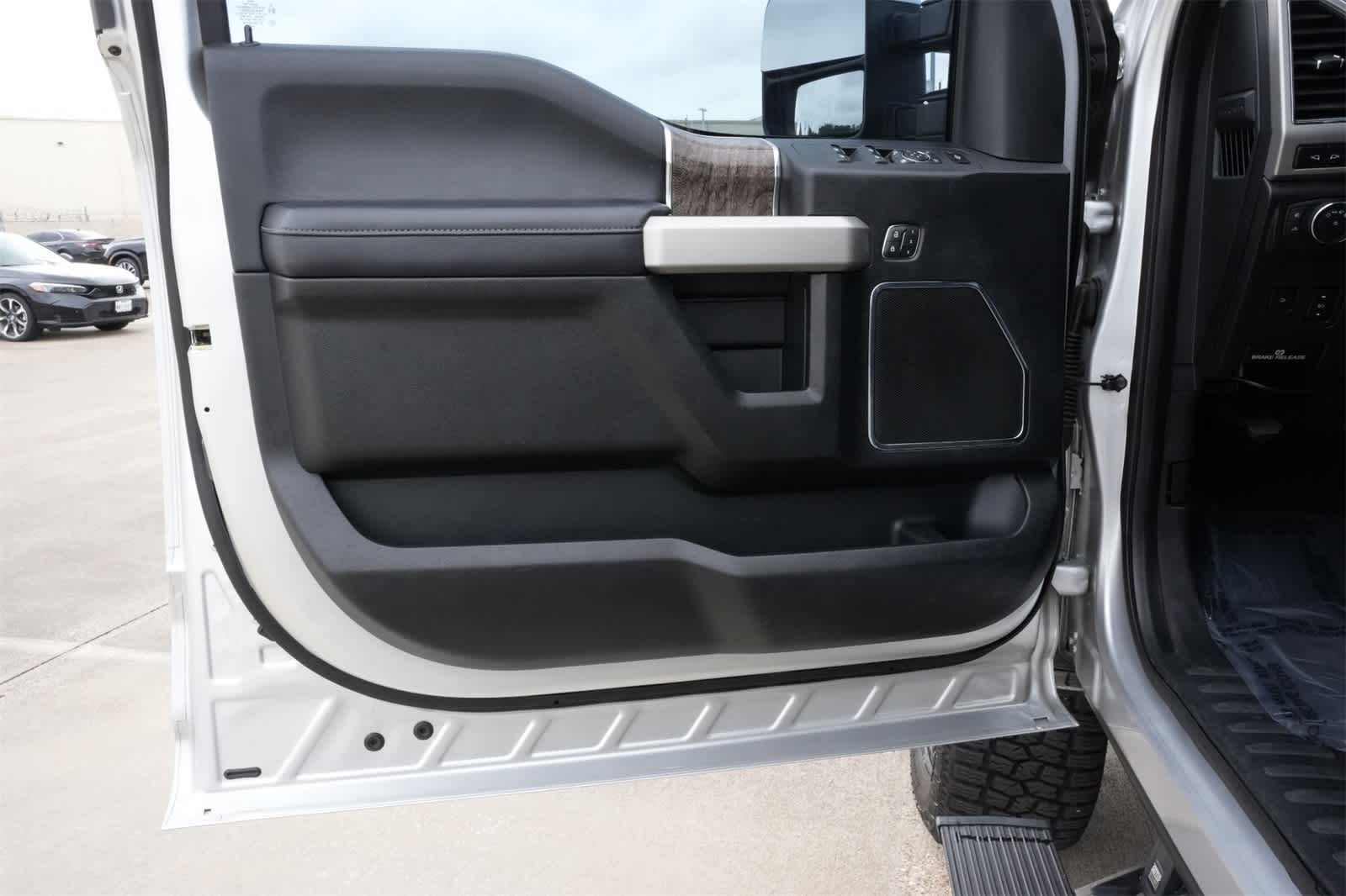 Thumbnail: 2019 Ford F-250 - 18