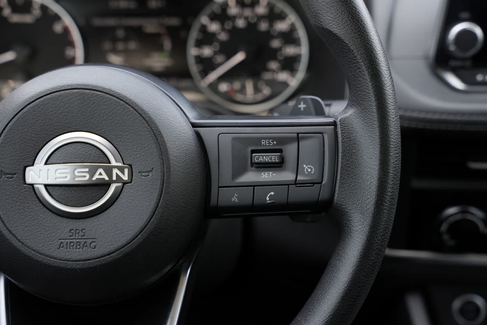 Thumbnail: 2023 Nissan Rogue - 11