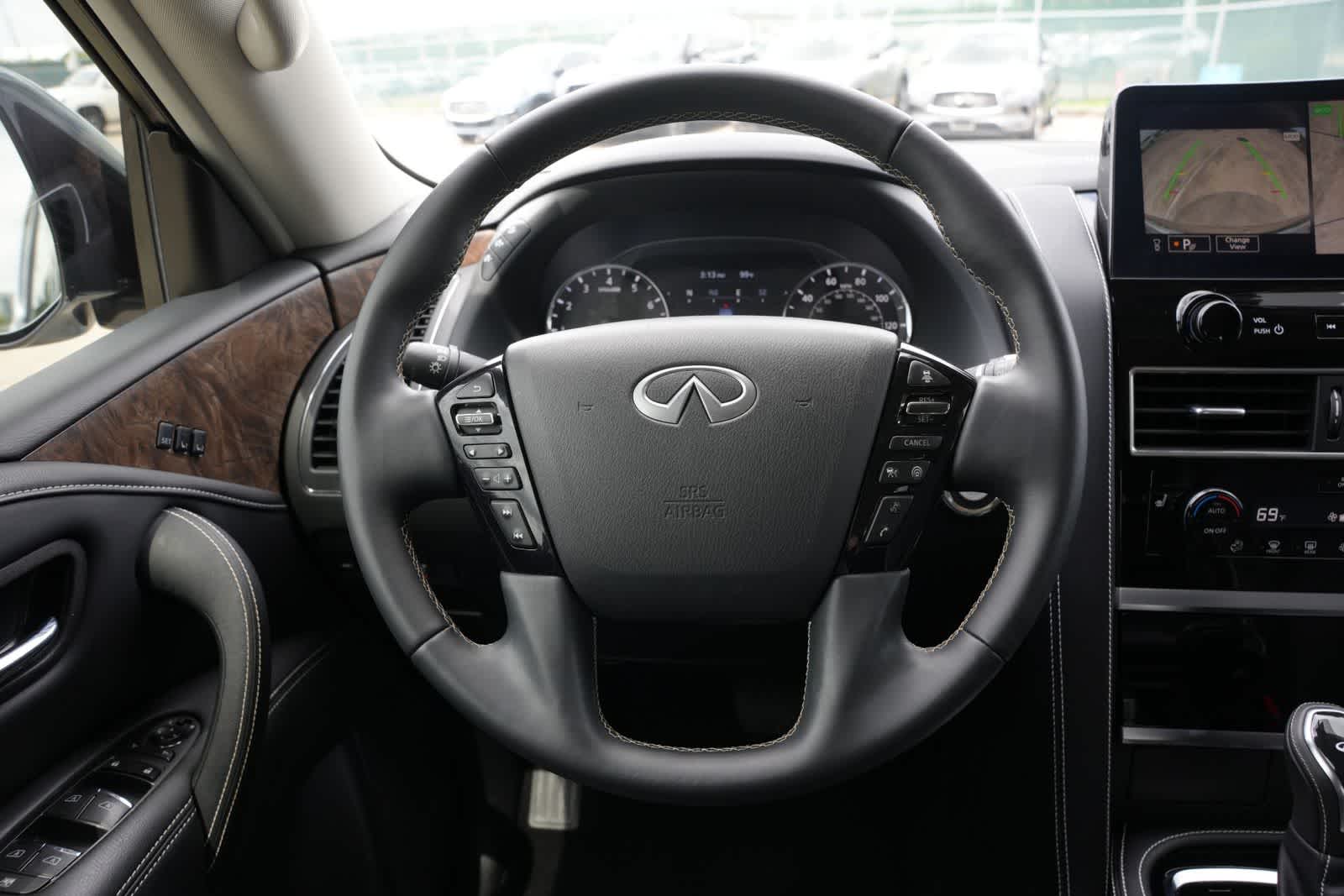 Thumbnail: 2024 INFINITI QX80 - 9
